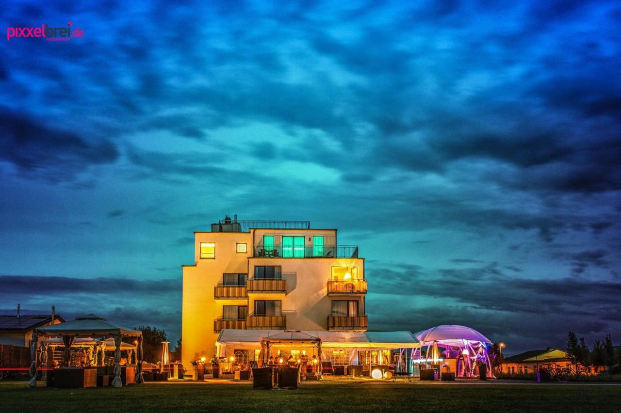Hotel Warnow Росток Экстерьер фото